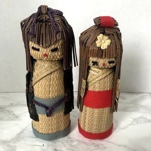 Pair of Vintage Japanese Kokeshi Dolls Couple Straw Tatami Kimono 5.5"